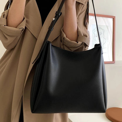 Big Spacious Crossbody Shoulder Bag