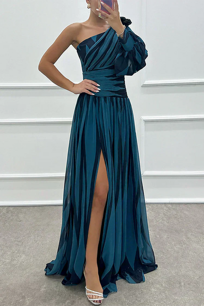 Chic Asymmetrical One Shoulder Stripe Dress