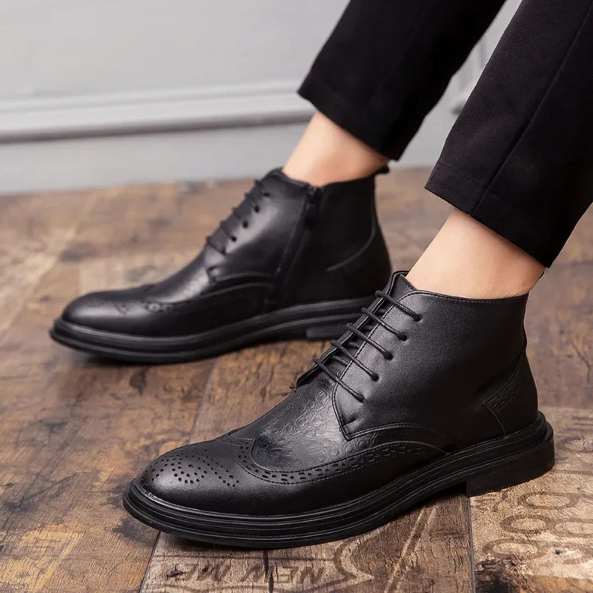 Stylish Men's Chelsea Boots - Premium Winter Dress Shoes
