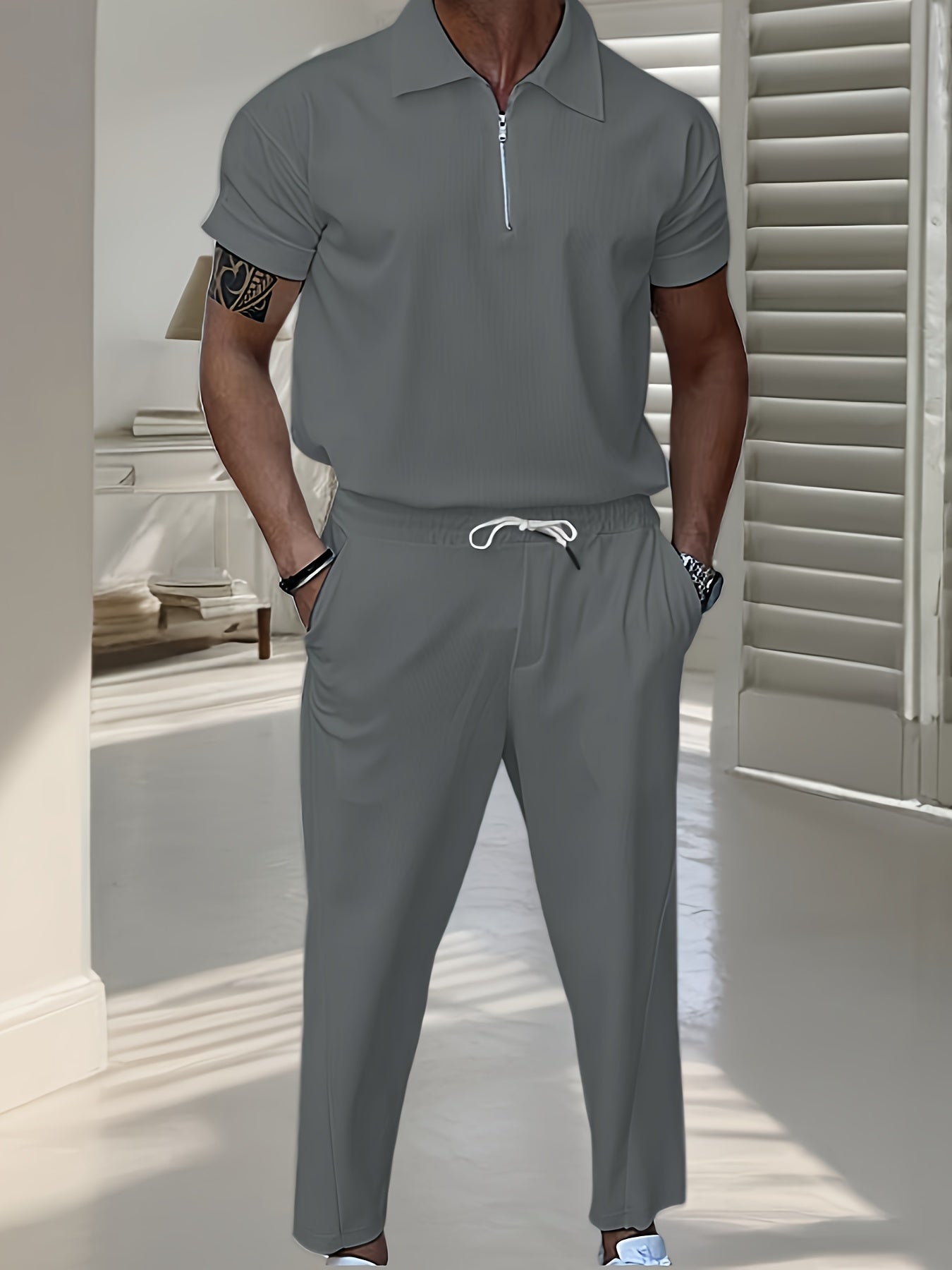 Comfortable Athletic Mens Tracksuit Casual Jogger Suit