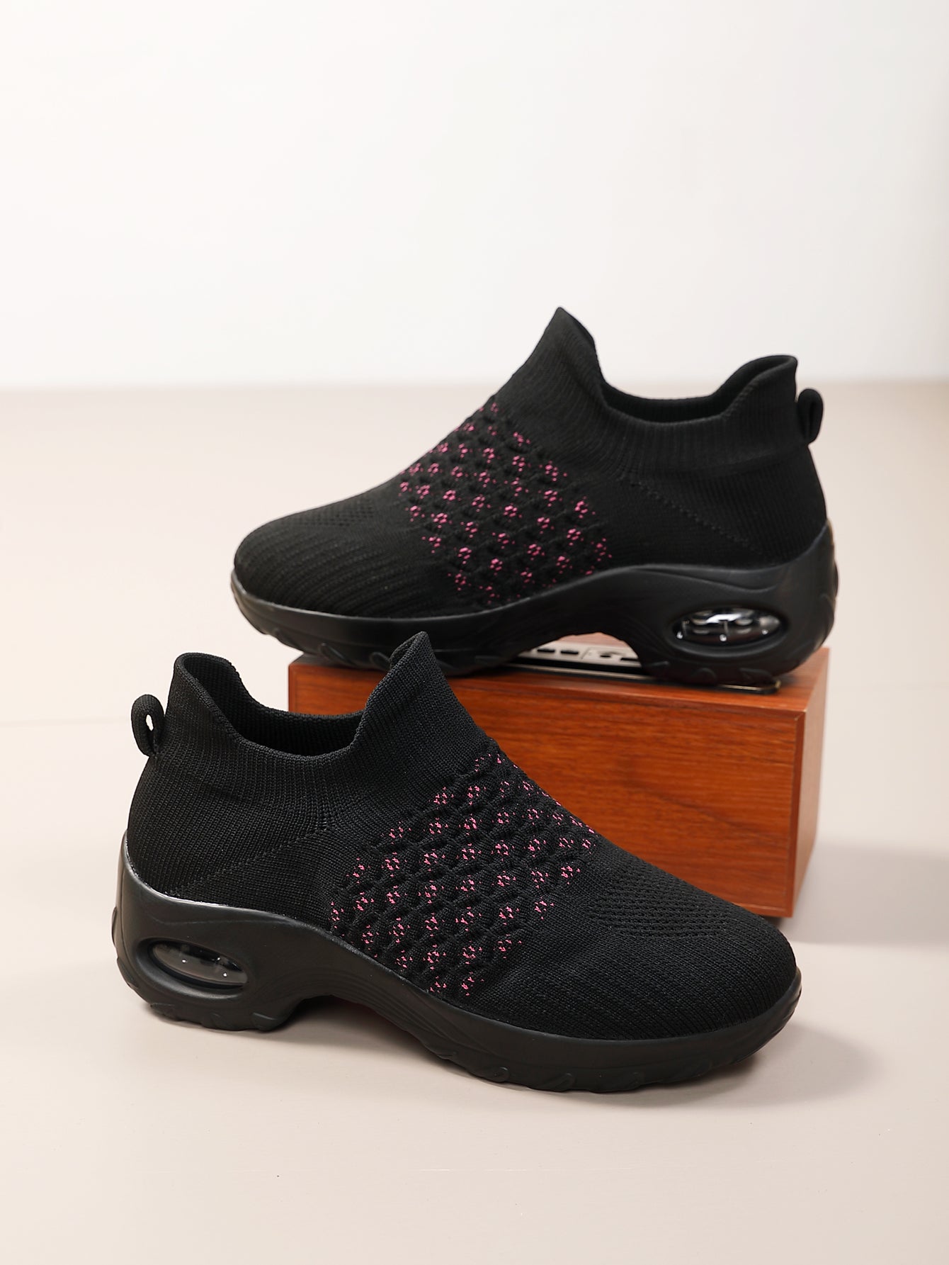 Women's Orthopedic Shoes Wide Walking Shoes with Arch Support