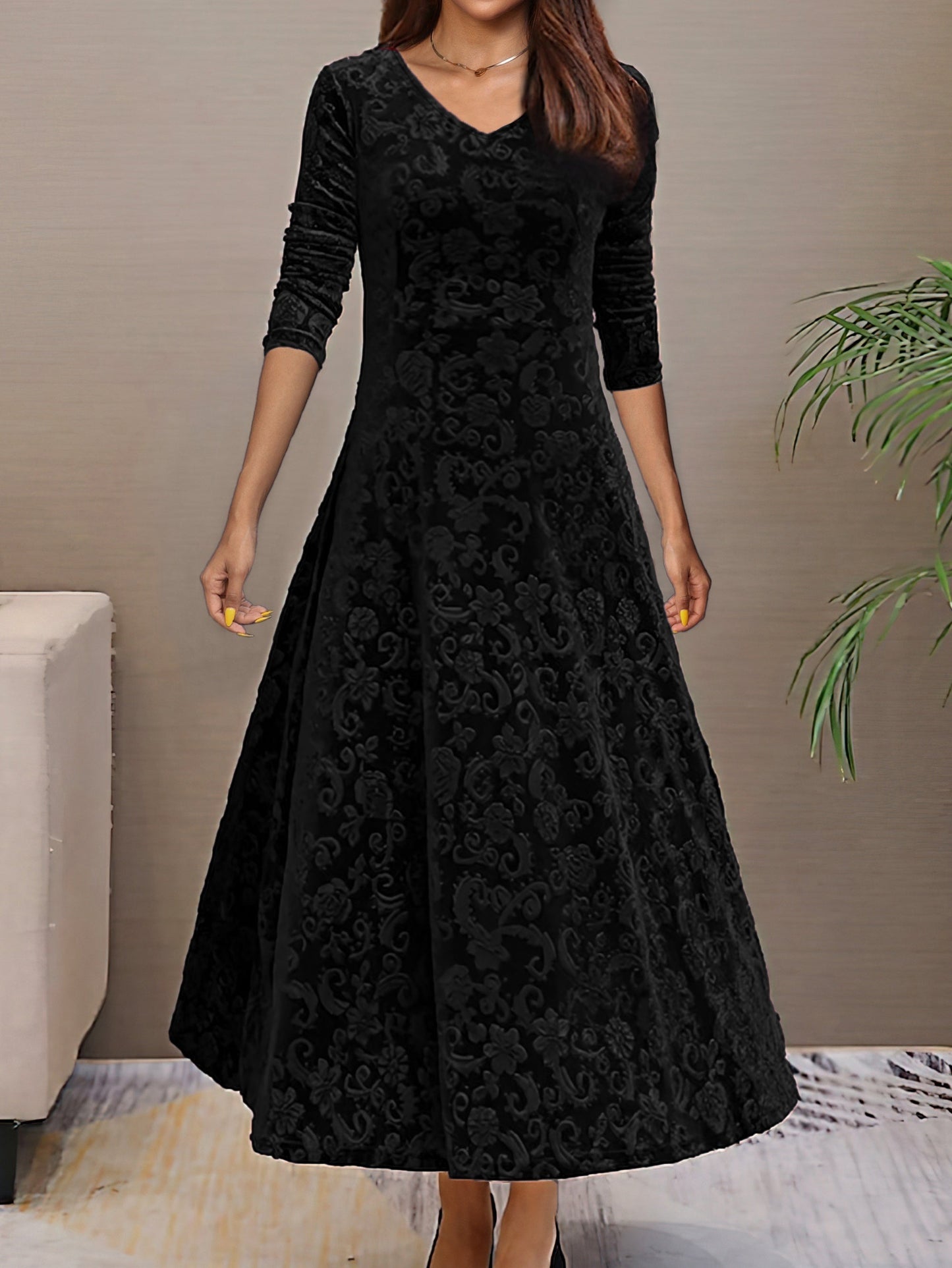 Luxurious Ladies Velvet Floral Formal Gown Dress