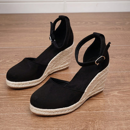 Strappy Comfortable Flat Sandals