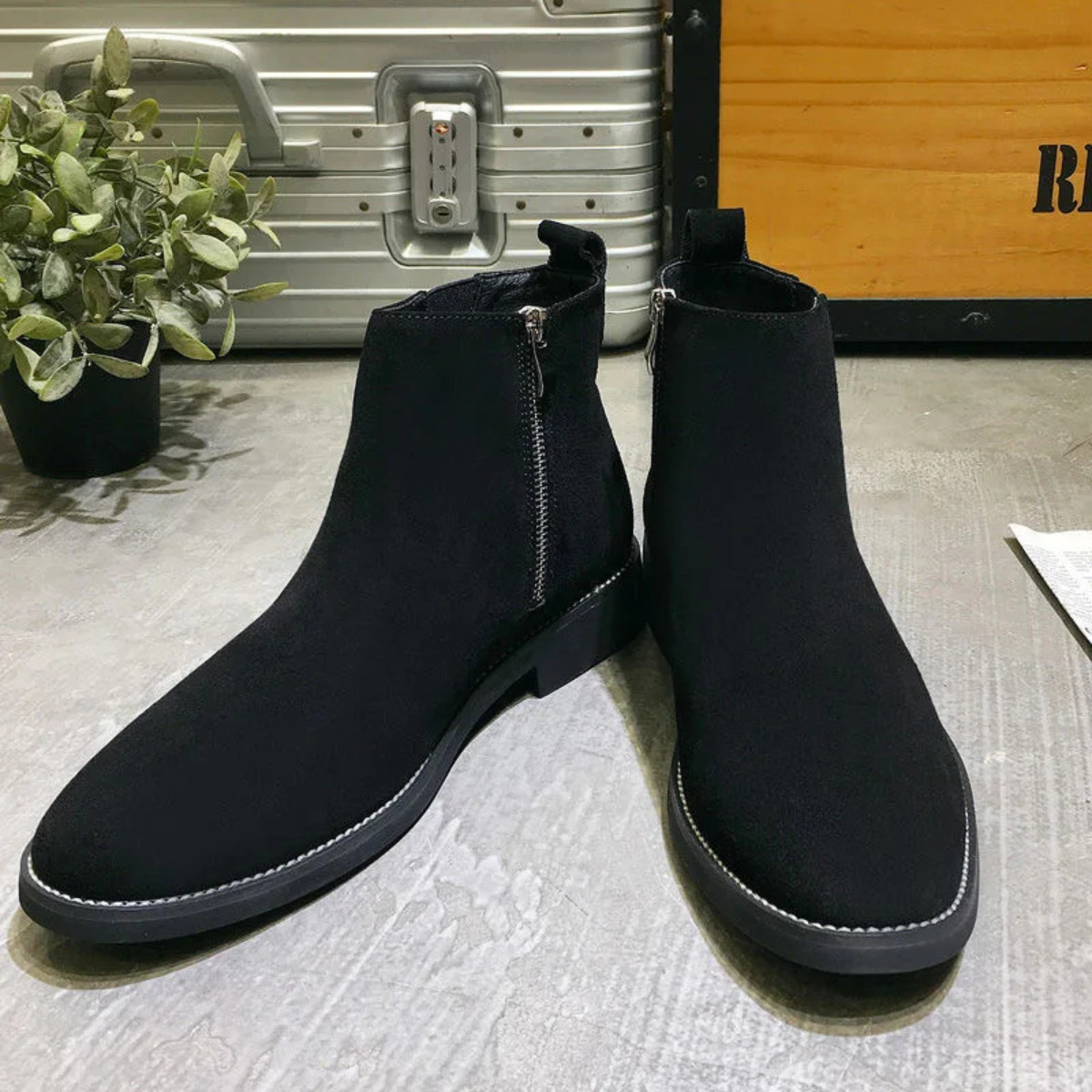 Luxury Mens Suede Chelsea Boot Shoes