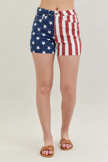 Vintage USA Flag High Waist Ripped Jeans Shorts - OutfitLondon