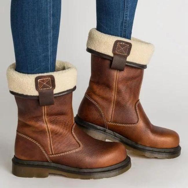 Compact Leather Ankle Boots for Women - OutfitLondon