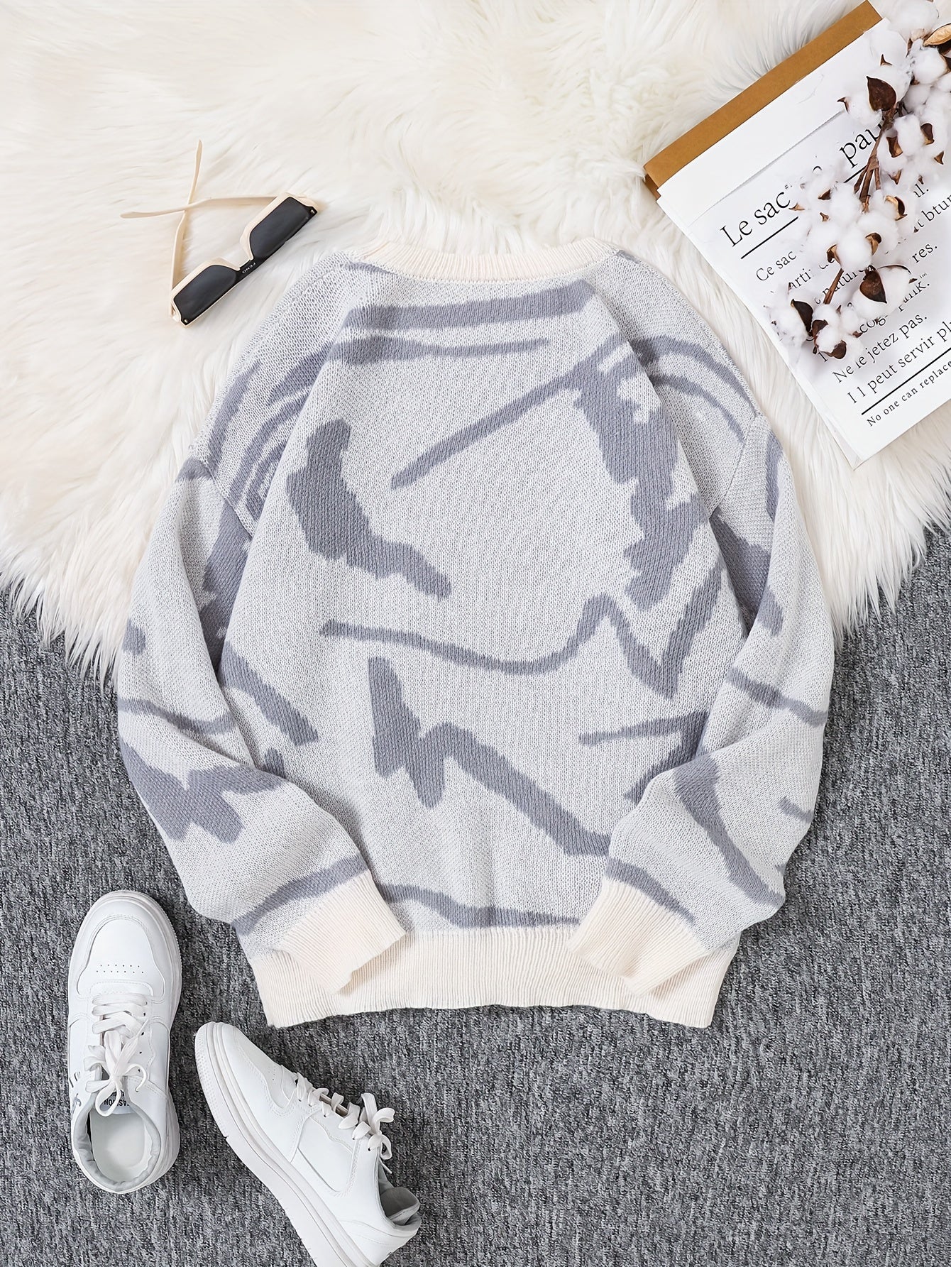 Soft Graphic Crew Neck Winter Sweatshirt - OutfitLondon