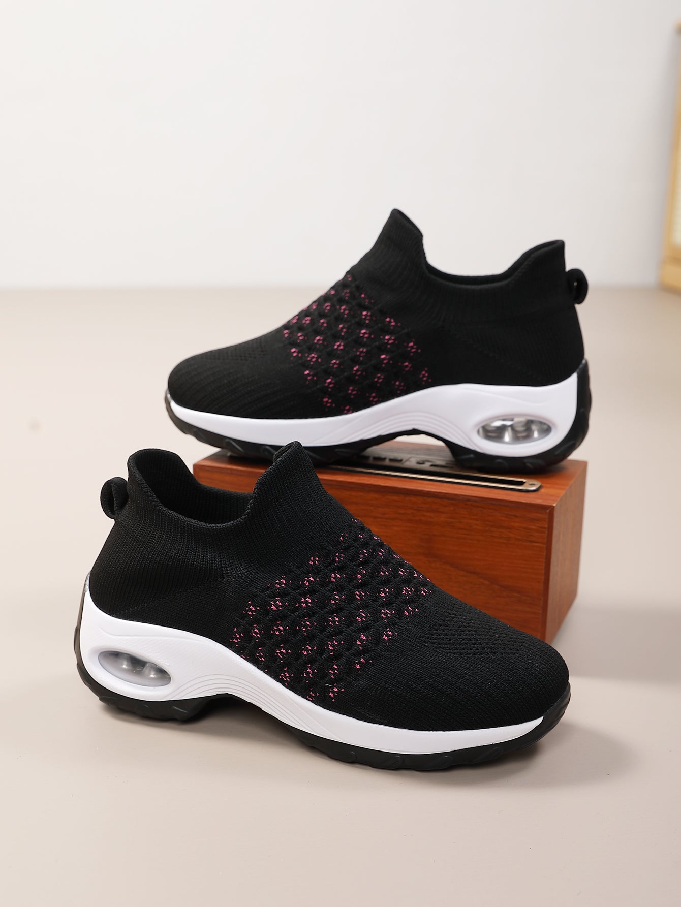 Women's Orthopedic Shoes Wide Walking Shoes with Arch Support