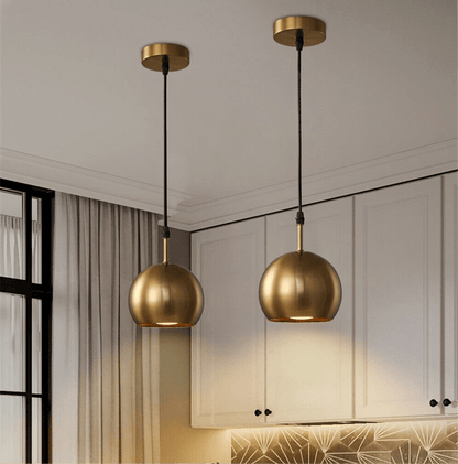 Timeless Elegant Gold Pendant Necklace - OutfitLondon