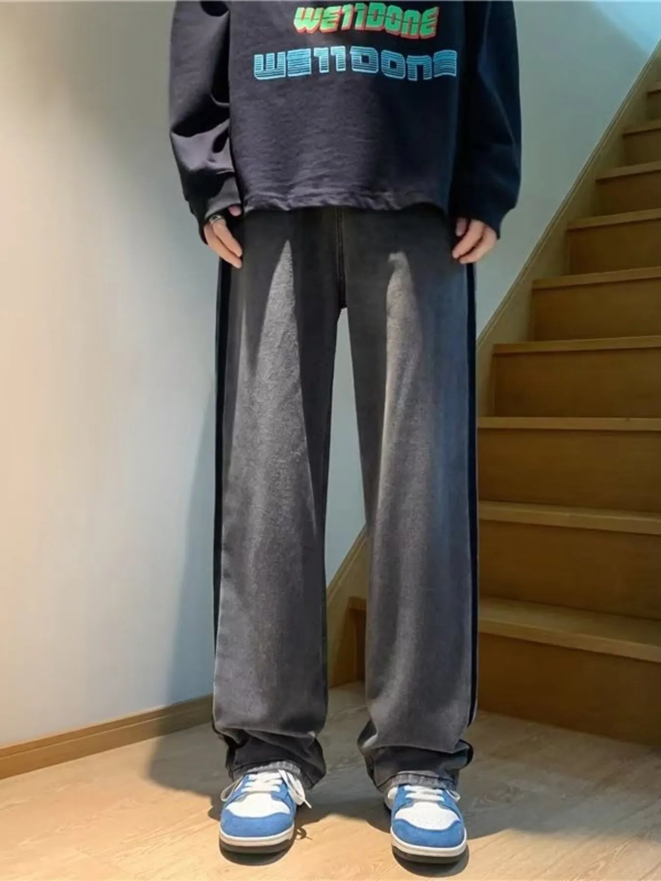 Comfortable Loose Fit Straight Leg Jeans