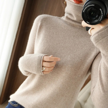 Cozy Women's Long Sleeve Crew Sweater