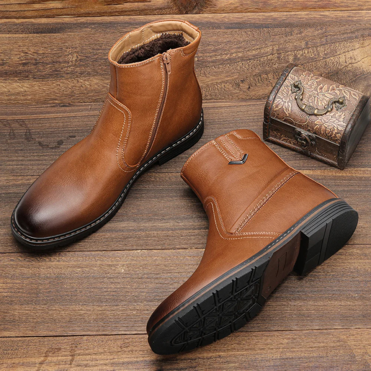 Classic Men's Insulated Leather Ankle Boots
