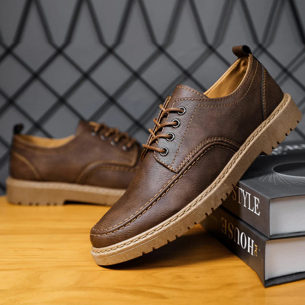 Men's Lace-up Shoes Robust Leather Shoes in Casual Style for Leisure and Everyday use