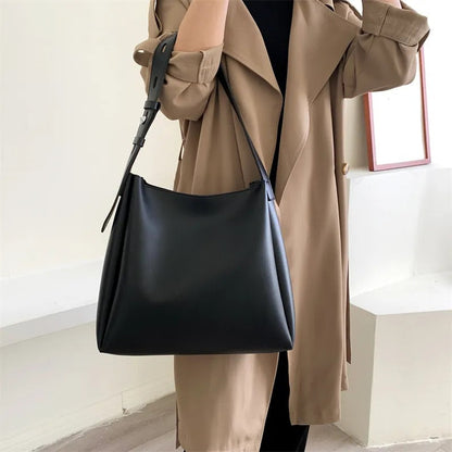 Big Spacious Crossbody Shoulder Bag