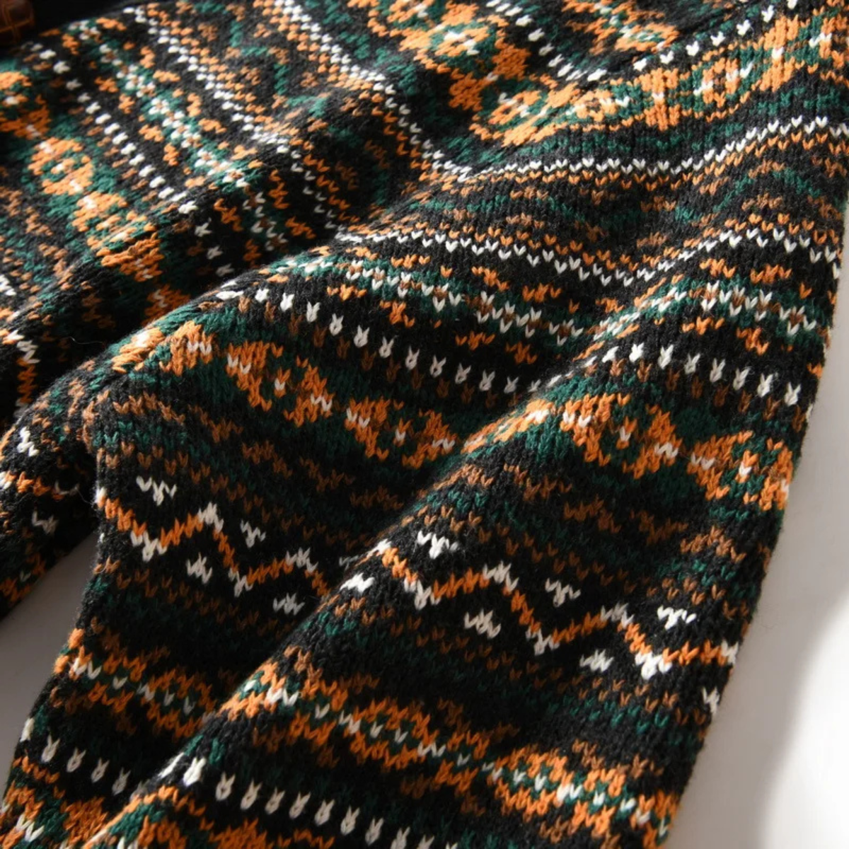 Men's Textured Crew Neck Sweater Cardigan
