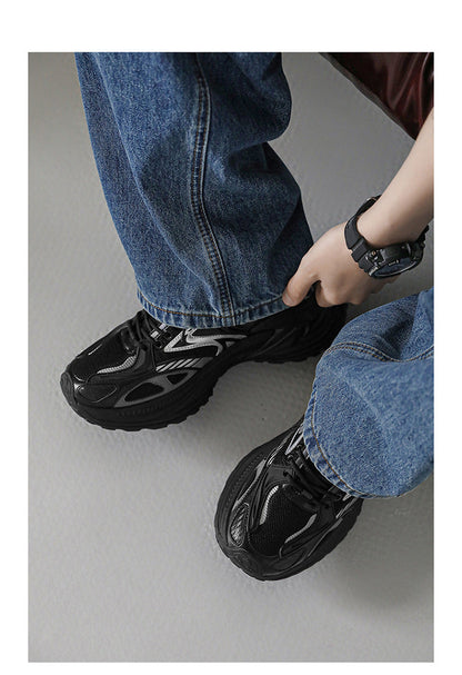 Lightweight Vintage Athletic Shoes