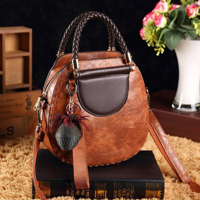 Stylish Small Vintage Shoulder Bag - OutfitLondon