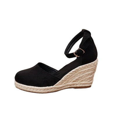 Strappy Comfortable Flat Sandals