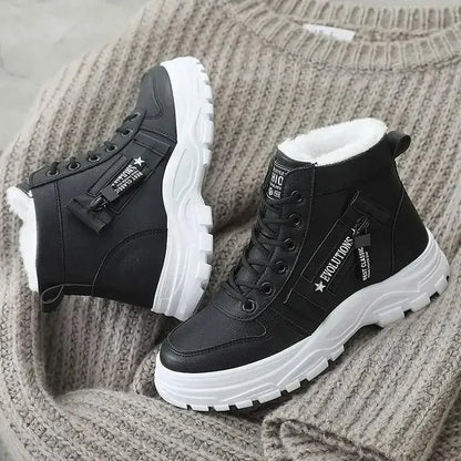 Insulated Snow Boots for Women - Warm and Waterproof