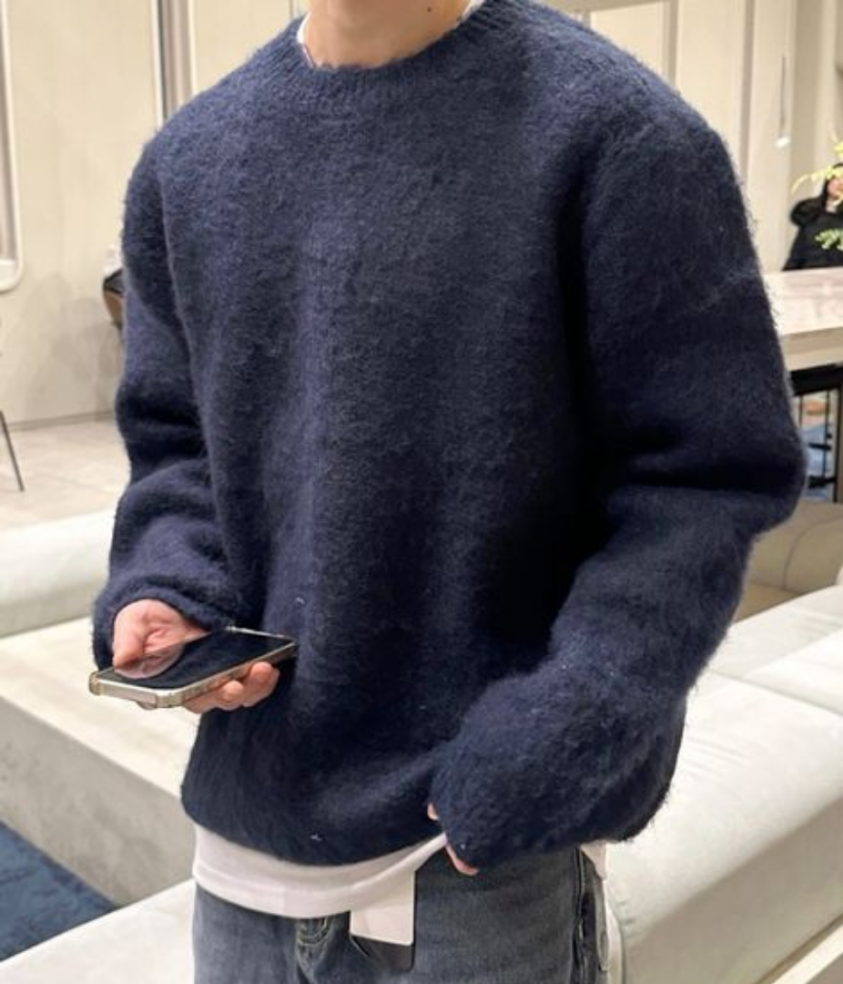 Timeless Fit Crew Neck Wool Sweater for Women