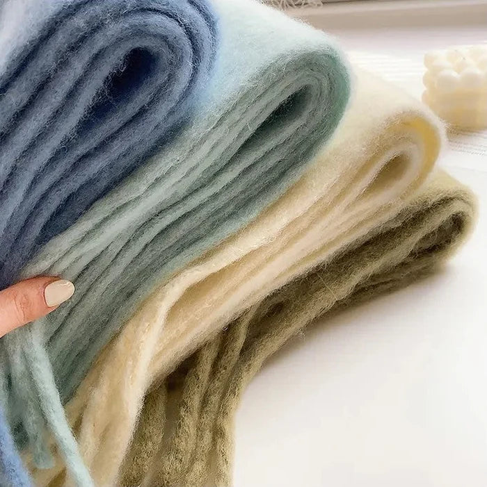 Luxurious Women's Cashmere Scarf | Cozy Winter Accessory