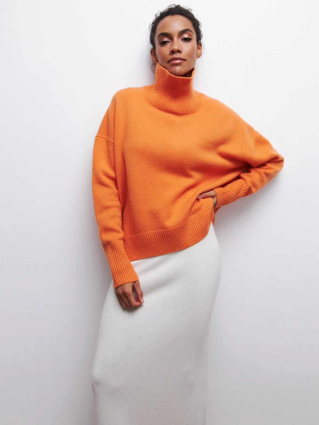 Comfy Relaxed Fit Crew Neck Sweater - OutfitLondon