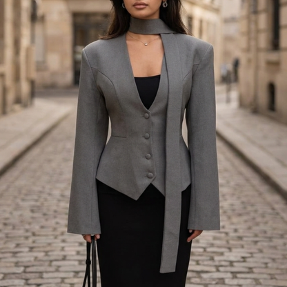 Classic Fit Women's Blazer with Chic Buttons - OutfitLondon