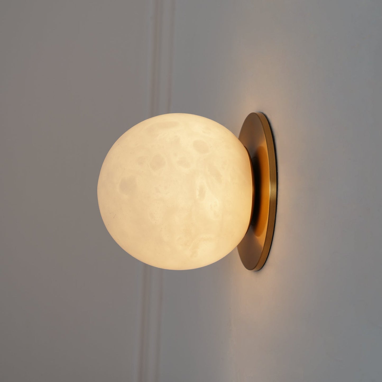 Soft White Round LED Wall Light Fixture