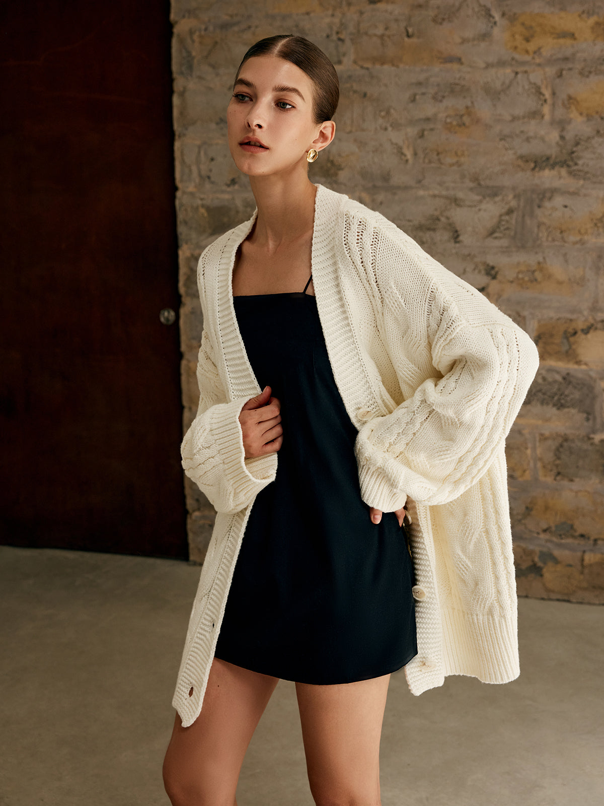Cozy Women's Oversized Cable Knit Cardigan Jacket