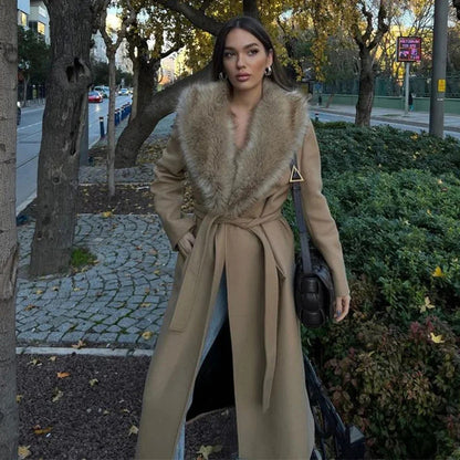 Luxury Women's Fur Trimmed Winter Coat