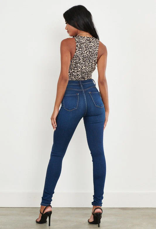 Women's High Rise Slim Fit Jeans