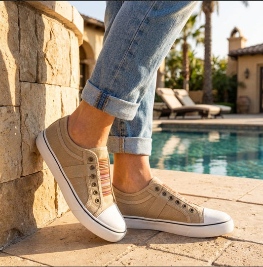 Comfy Laceless Canvas Sneakers For Daily Wear - OutfitLondon