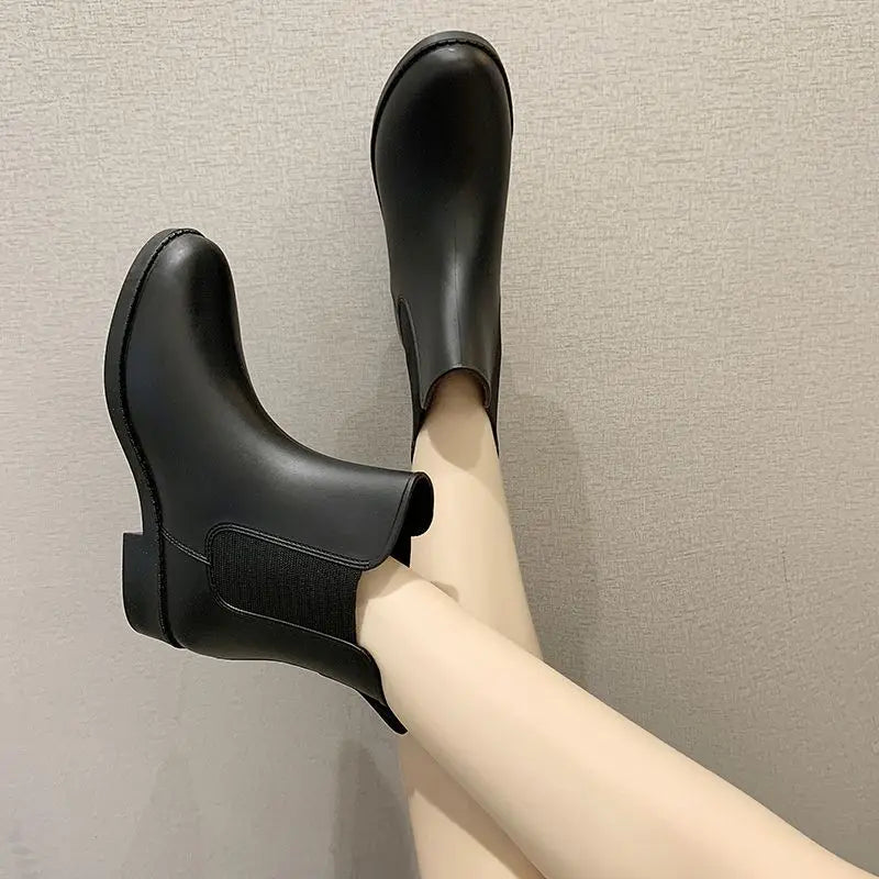 Warm Waterproof Women's Rain Boots for Comfortable Wear - OutfitLondon