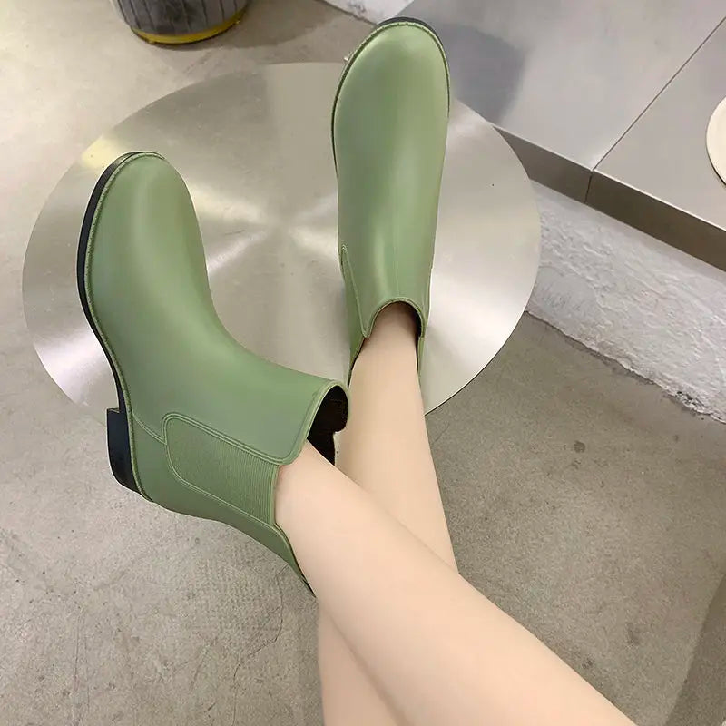 Warm Waterproof Women's Rain Boots for Comfortable Wear