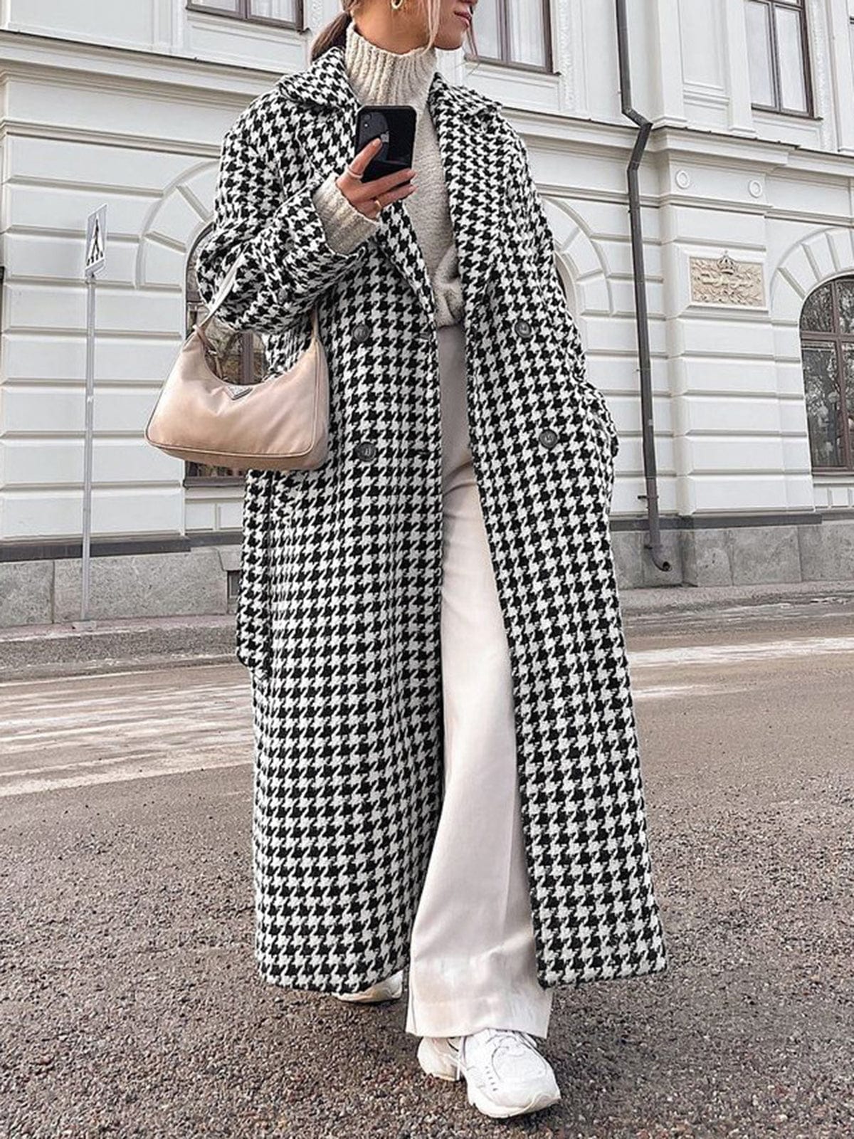 Comfy Oversized Ladies Long Winter Coat - OutfitLondon