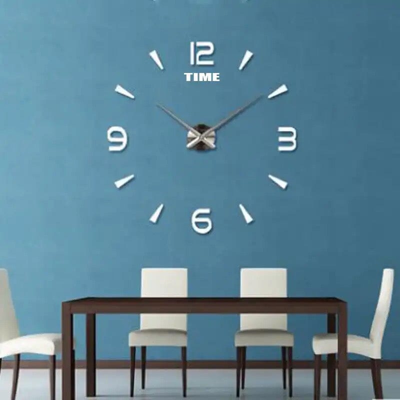 Elegant Metal Round Wall Clock