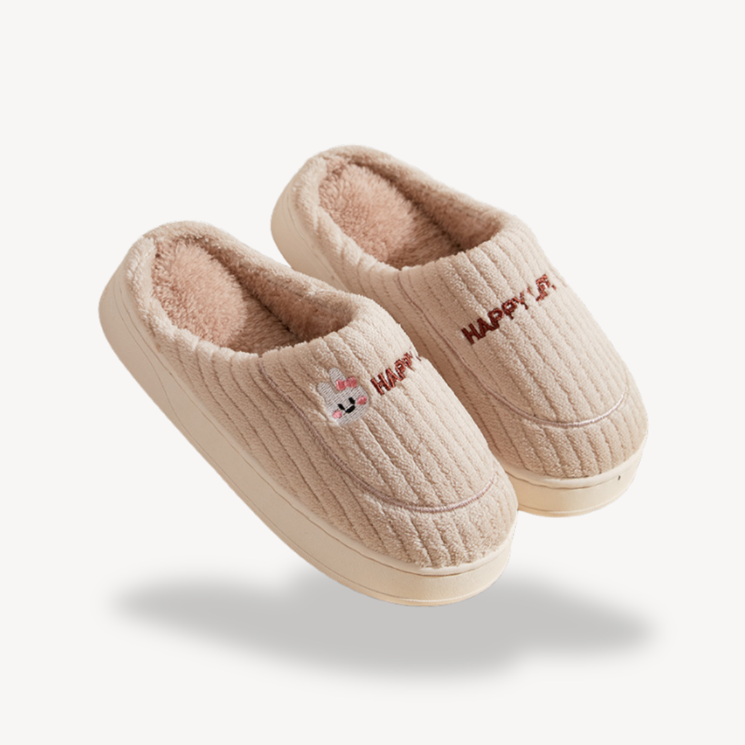 Comfortable Cozy Embroidered Indoor House Slippers - OutfitLondon