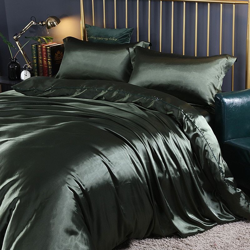 Soft 4-Piece Bedding Set with Duvet Cover