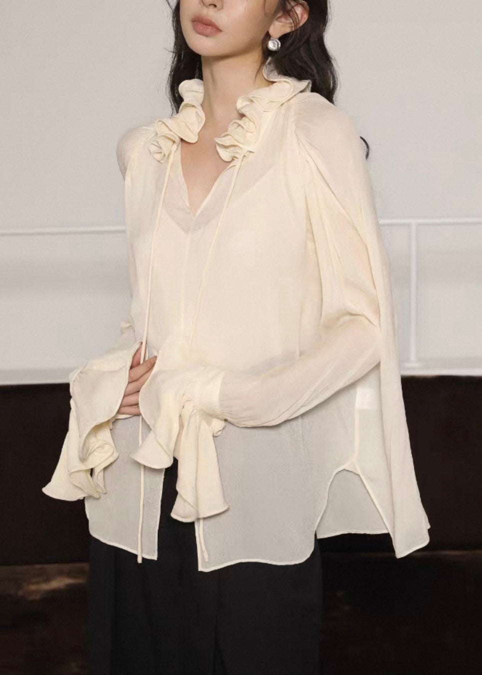 Women's Silk Cotton Blouse Lace Trim Puff Sleeves Beige - OutfitLondon