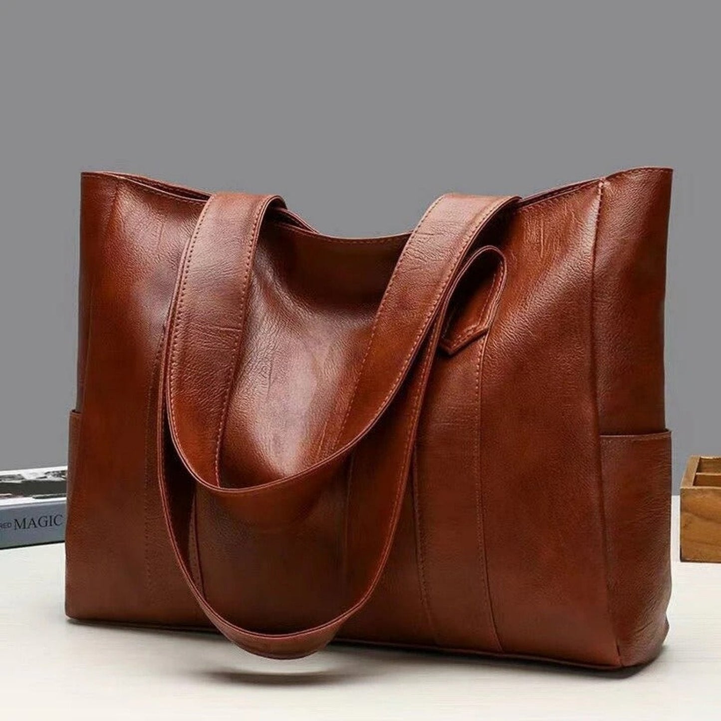 Vintage Women's Synthetic Leather Handbag