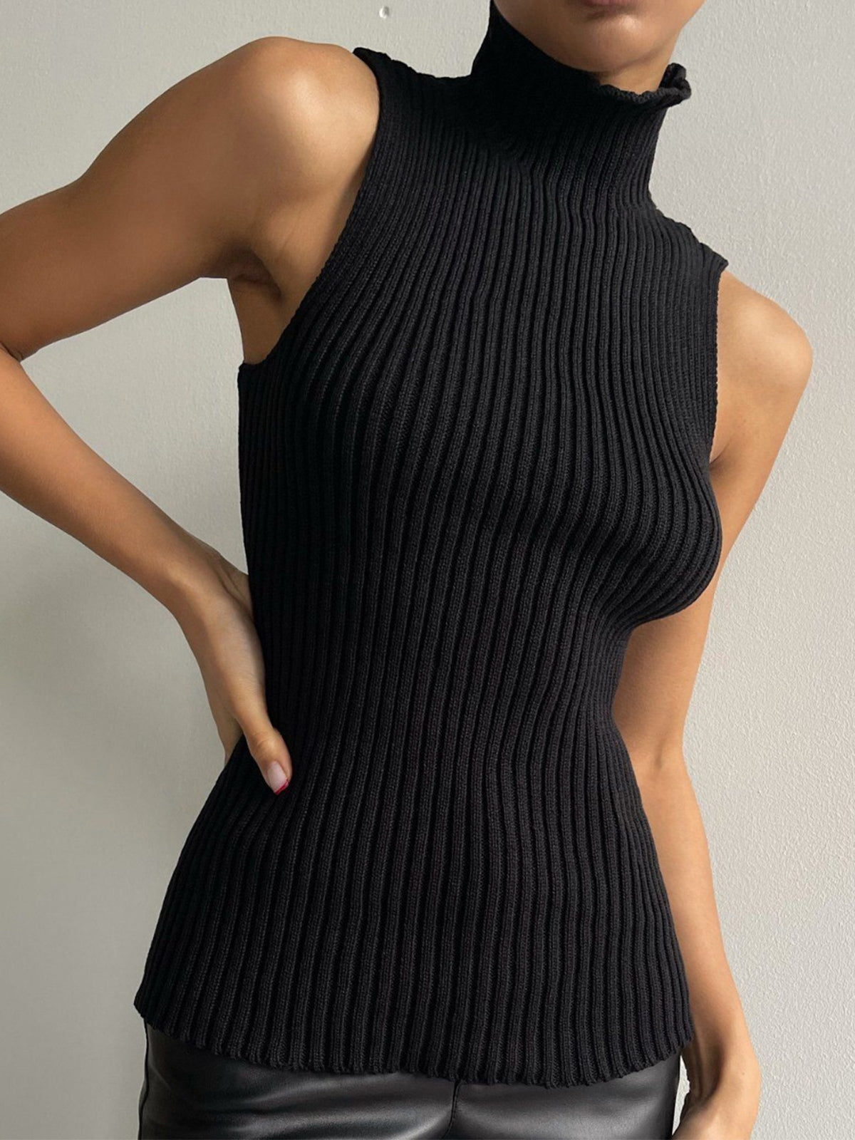Simple Women's Basic Ribbed Tank Top