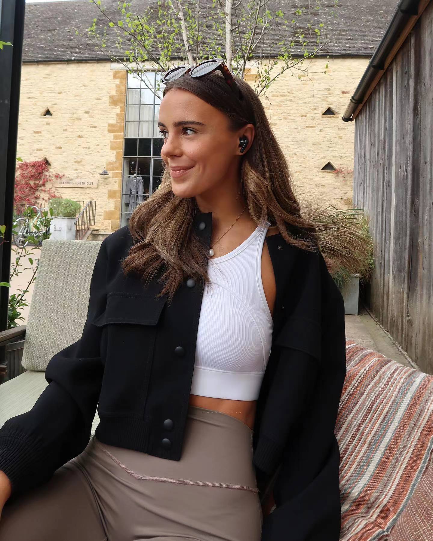 Fashionable Women's Casual Jacket