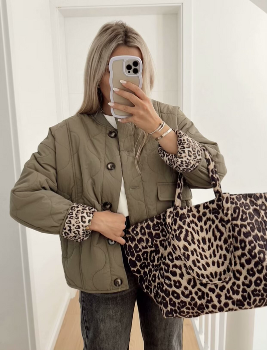 Warm Padded Women's Bomber Coat with Buttons - OutfitLondon