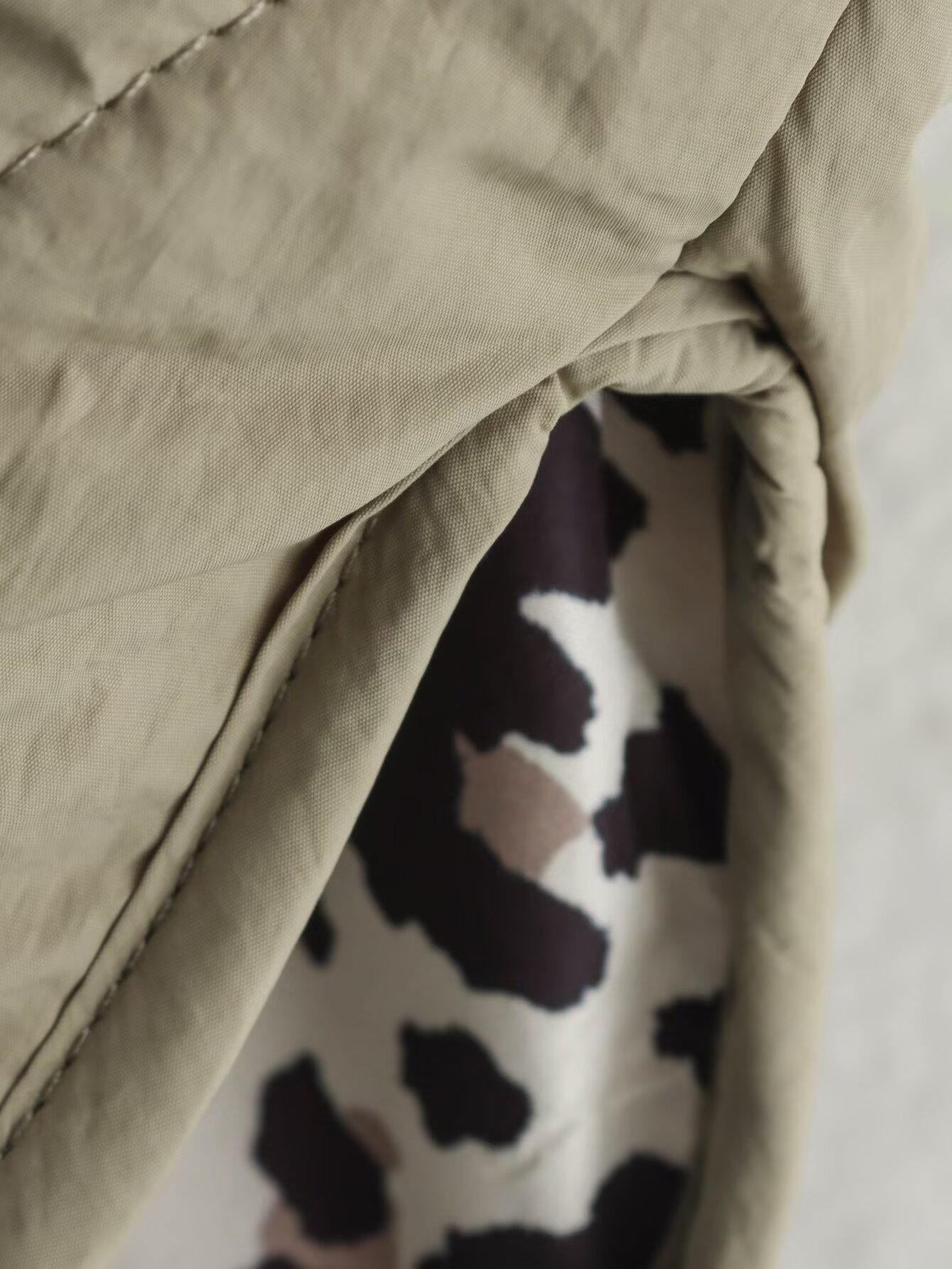 Warm Padded Women's Bomber Coat with Buttons