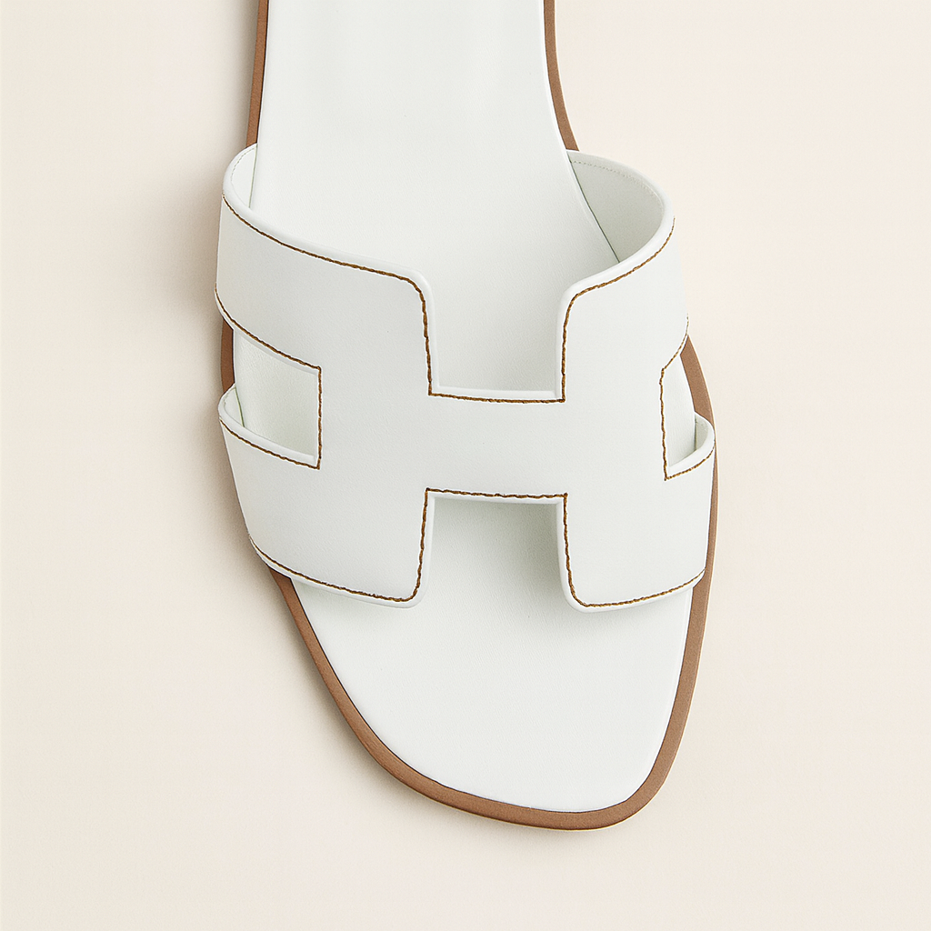 Comfortable Women's Flat Sandals with Adjustable Buckles