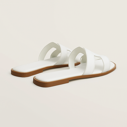 Comfortable Women's Flat Sandals with Adjustable Buckles