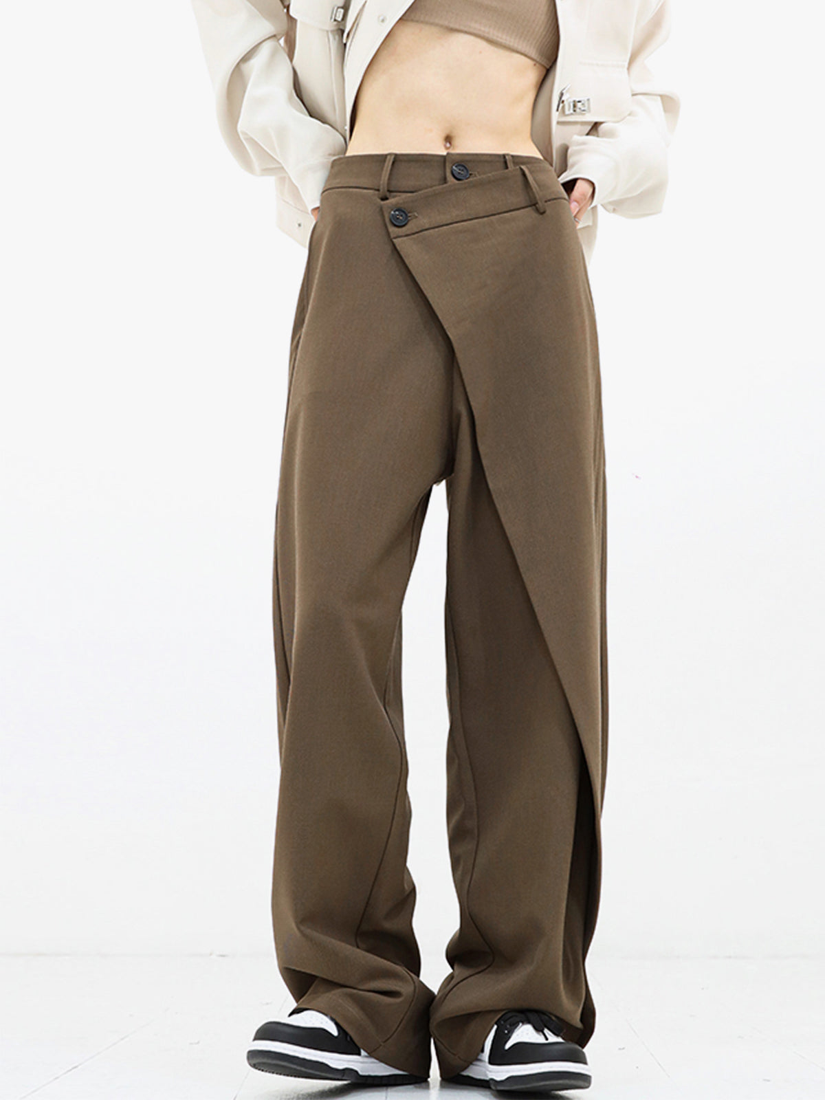 Relaxed Fit Women's Wide Leg Pants with Trendy Buttons