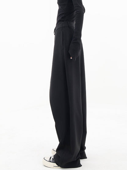 Relaxed Fit Women's Wide Leg Pants with Trendy Buttons