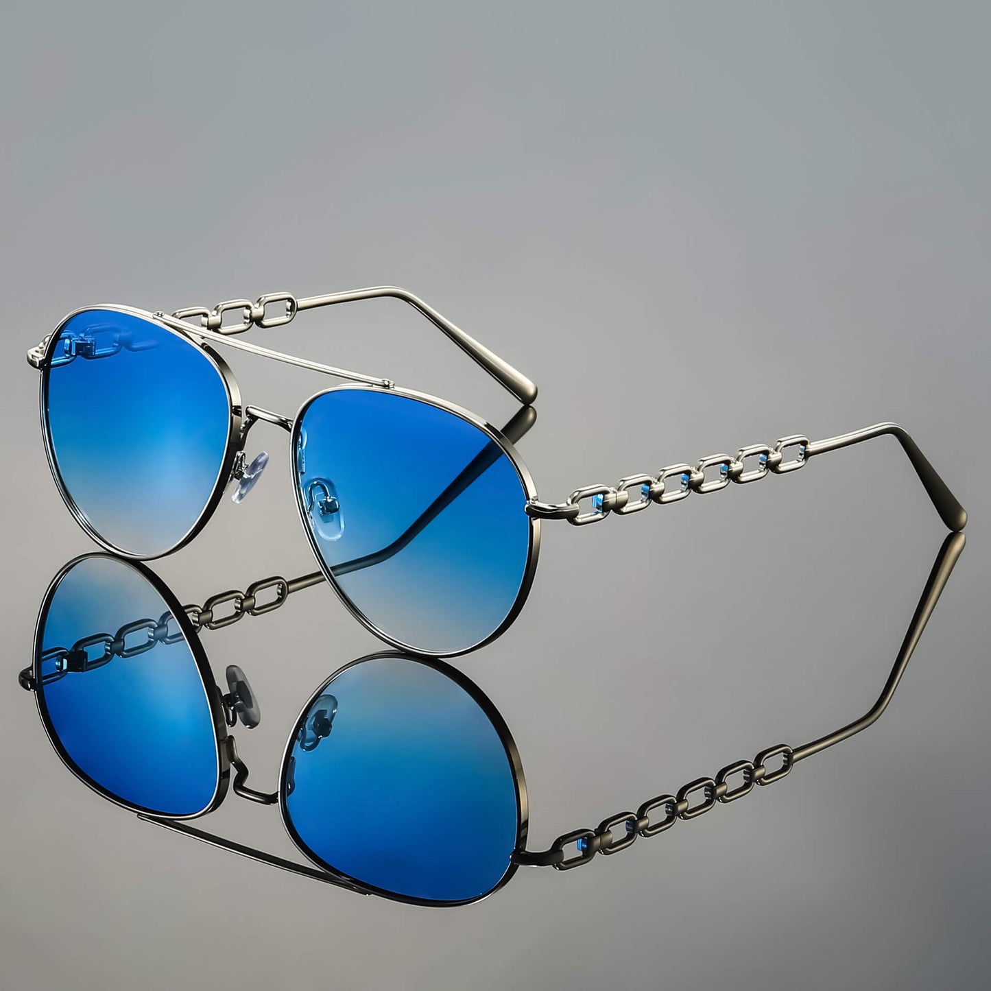 Trendy Aviator Shades with Chain Temples and Gradient Lenses