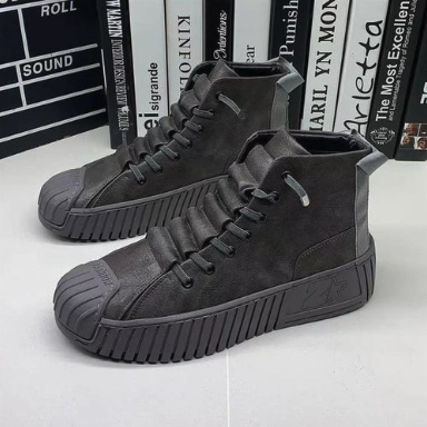 Comfortable Boots with Secret Height Boost & Back Support